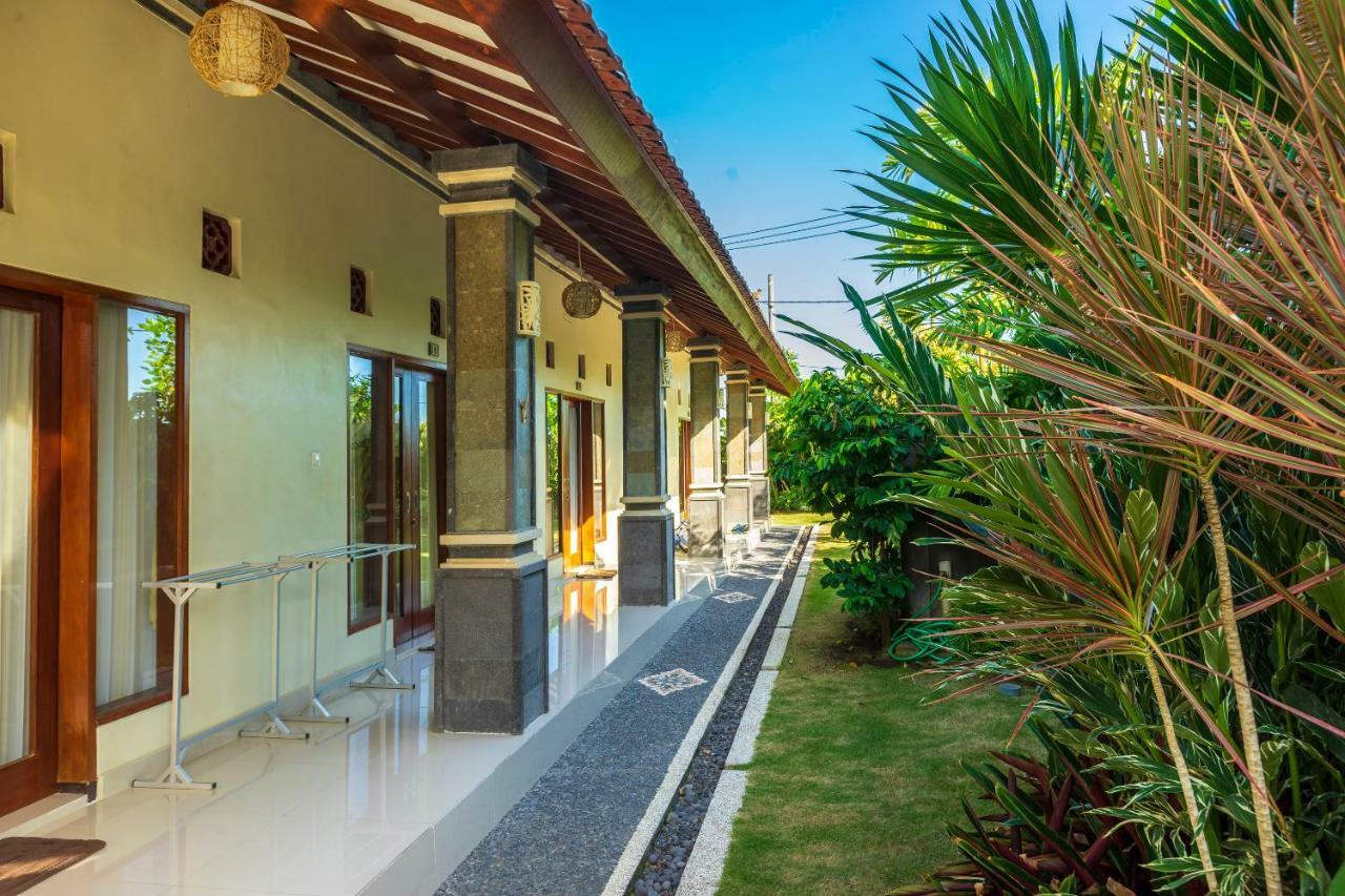 Lilis Cempaka Mas Guesthouse Canggu Exterior foto